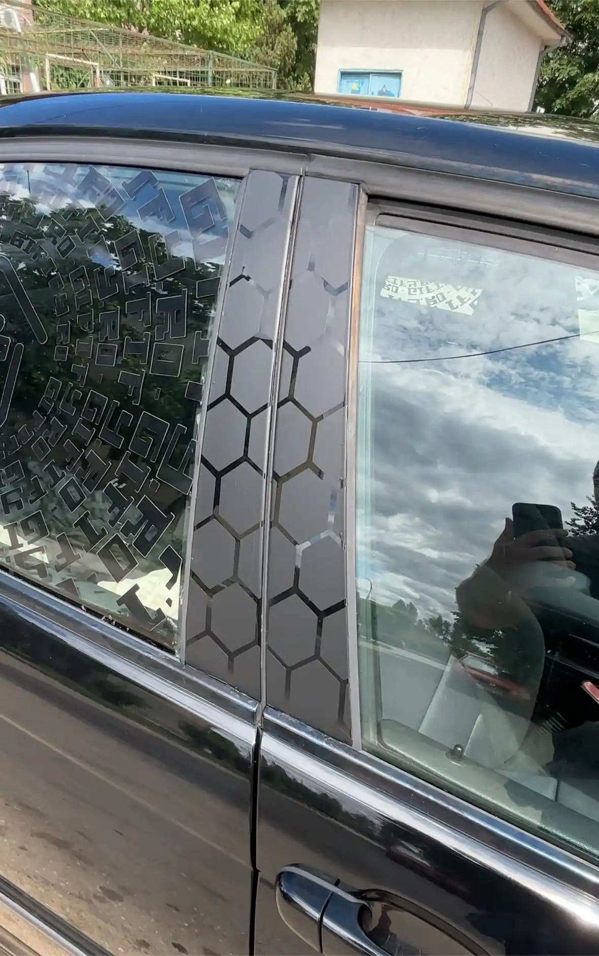 🖤 HexaLook™ – Juste ce qu’il faut pour donner du style à ta voiture